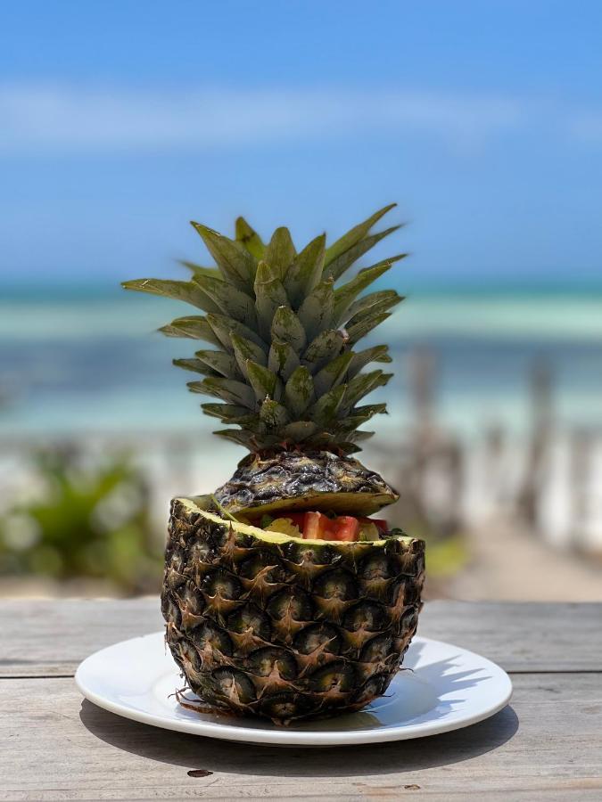Pili Pili Swahili Lodge จัมเบียนี ภายนอก รูปภาพ