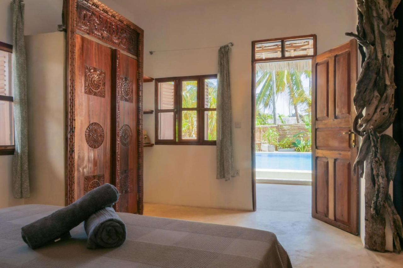 Pili Pili Swahili Lodge จัมเบียนี ภายนอก รูปภาพ